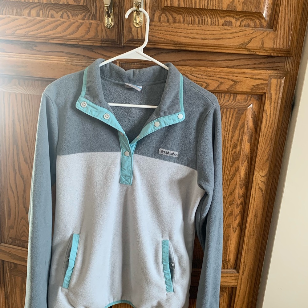 Columbia Women's Two-Tone Gray and Teal Pullover Sweater